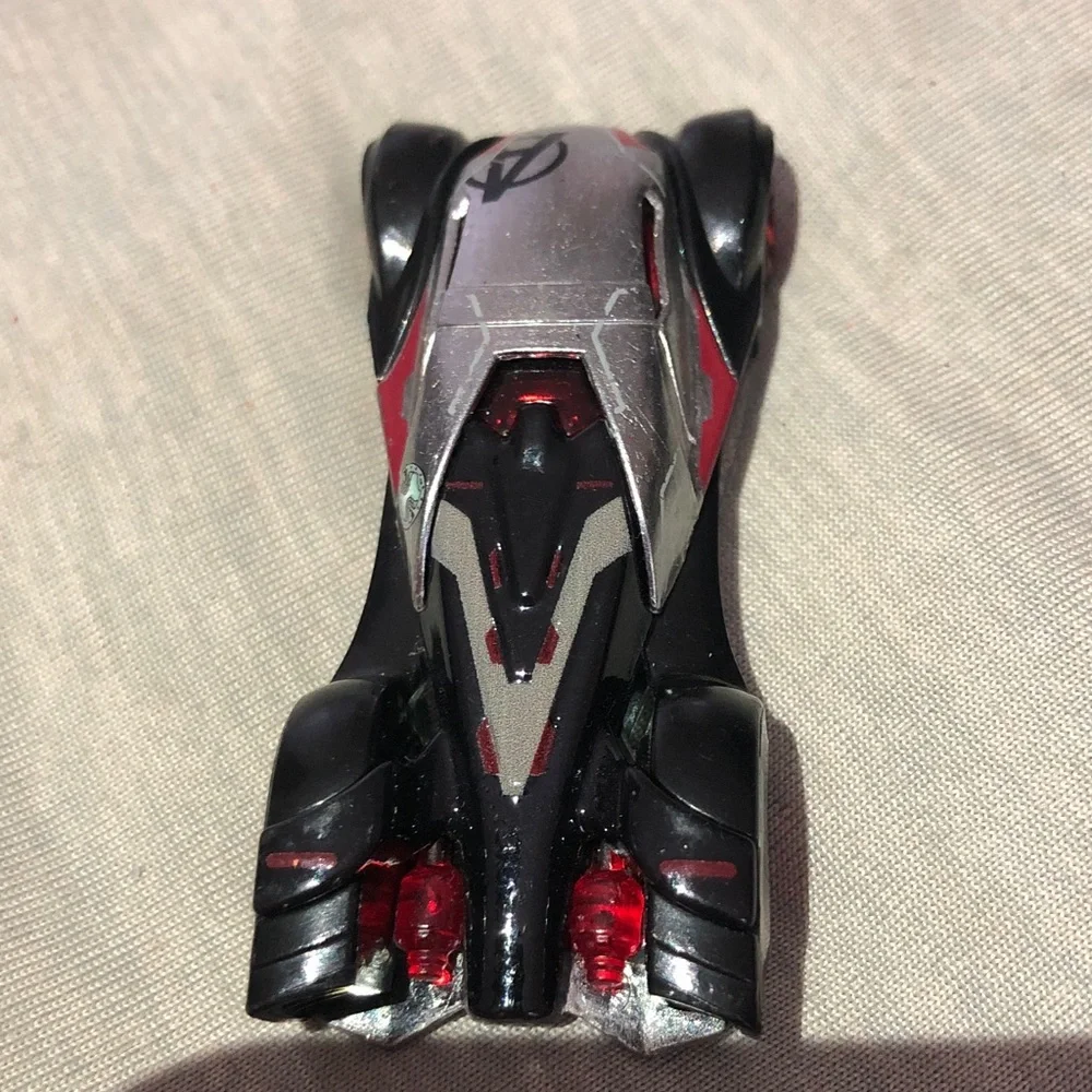 Hot Wheels exciting silver